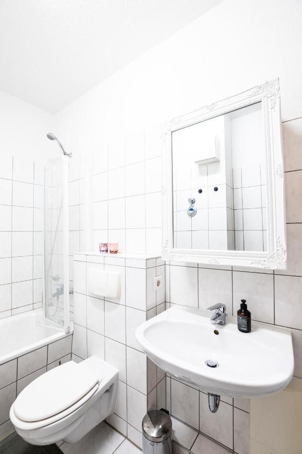 Mein Bruehl-Stadtmitte, Fusslaeufig Zur Tu Und Bibliothek Apartment Кемниц Екстериор снимка